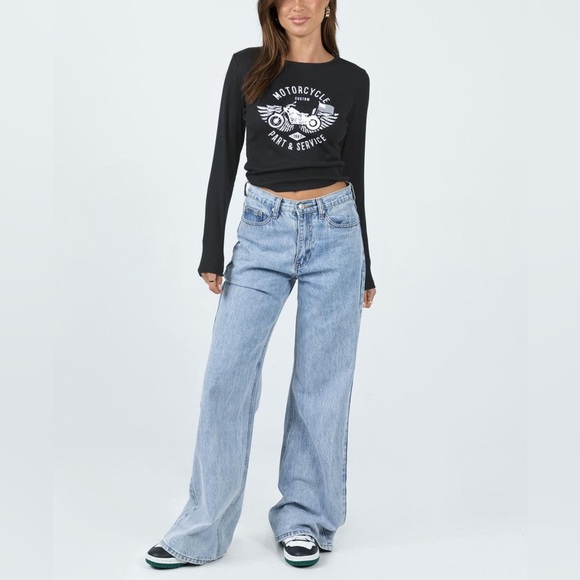 Princess‎ Polly BEATRIX LONG SLEEVE TEE BLACK Black Graphic Long Sleeve size  10 - Picture 2 of 12